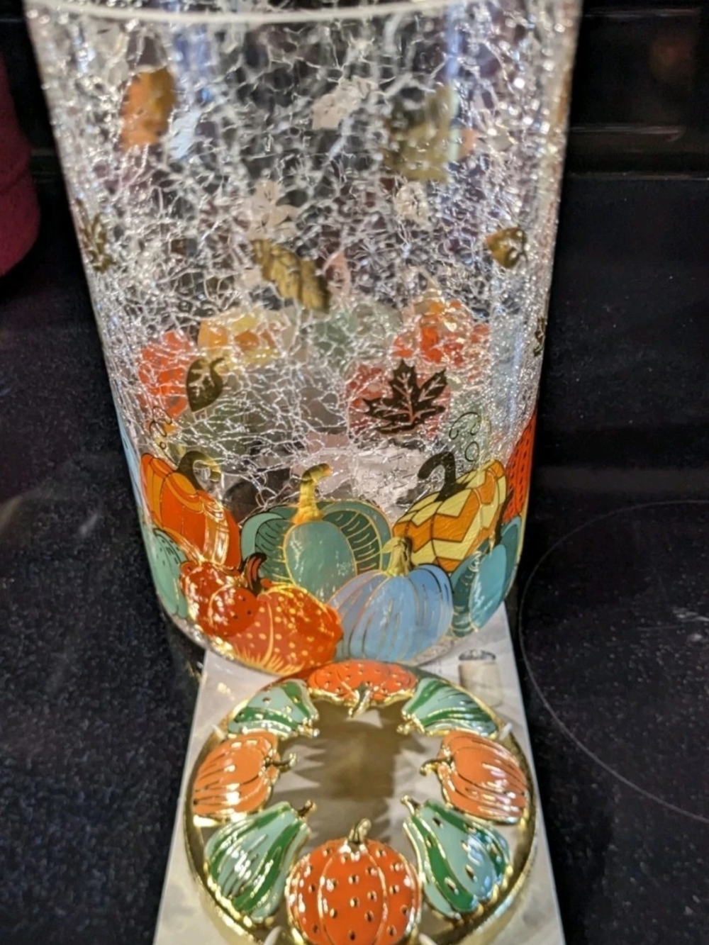 Yankee Candle Fall Gourds, Pumpkins & Dancing Leaves Holder Jar & Illuma Topper